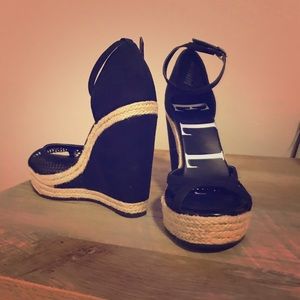ELLE wedges